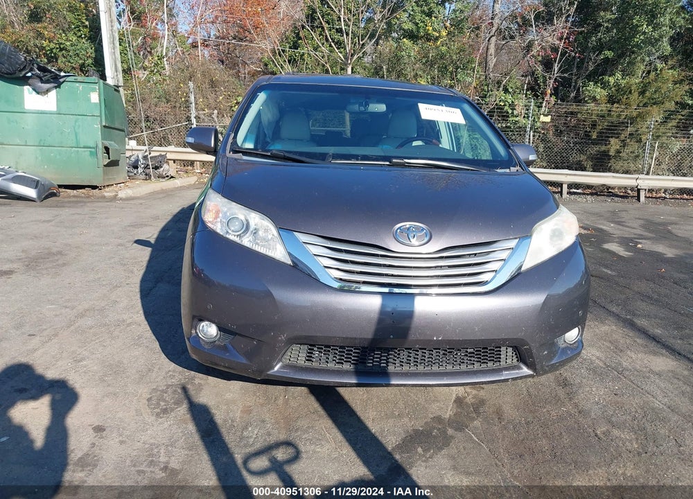 2013 TOYOTA SIENNA XLE LIMITED VIN: 5TDYK3DC4DS338782