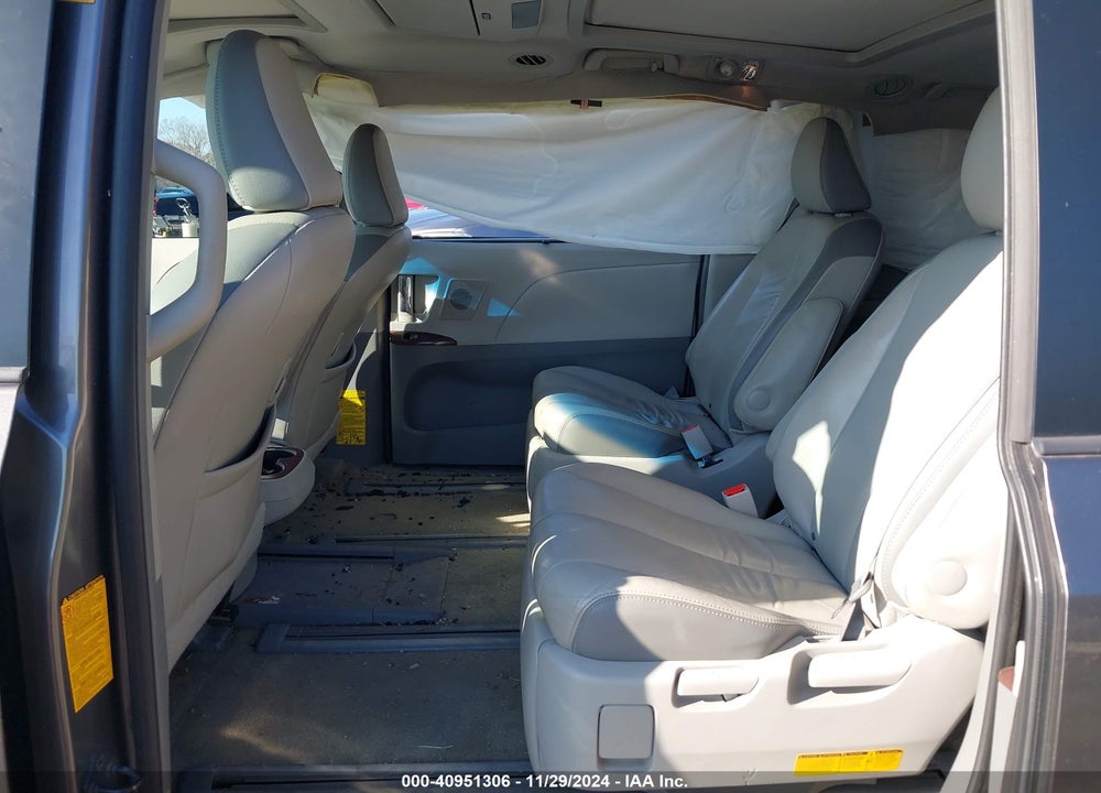 2013 TOYOTA SIENNA XLE LIMITED VIN: 5TDYK3DC4DS338782