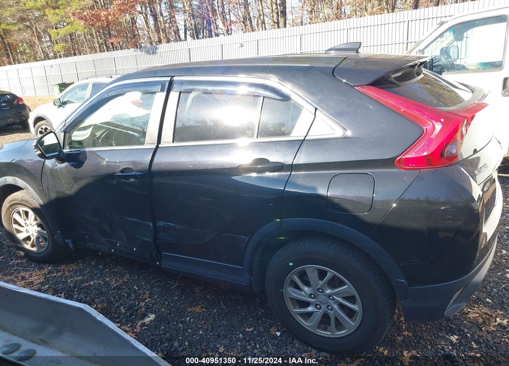 2018 MITSUBISHI ECLIPSE CROSS ES VIN: JA4AT3AA9JZ066509