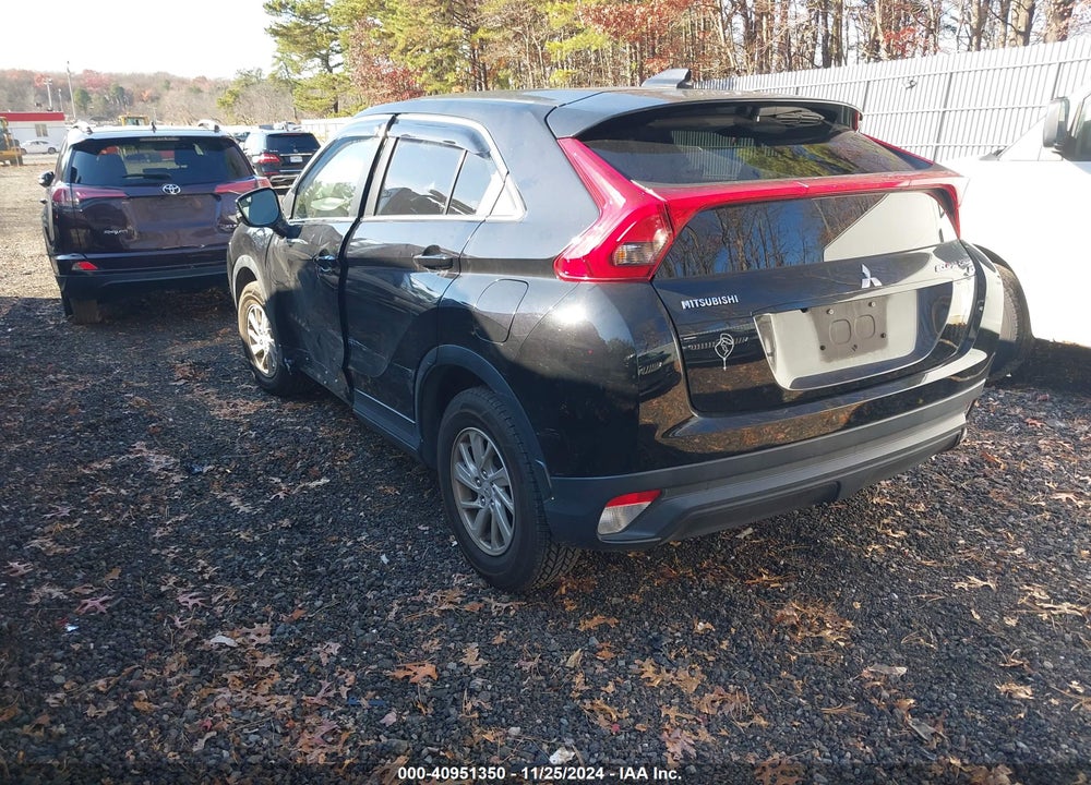 2018 MITSUBISHI ECLIPSE CROSS ES VIN: JA4AT3AA9JZ066509