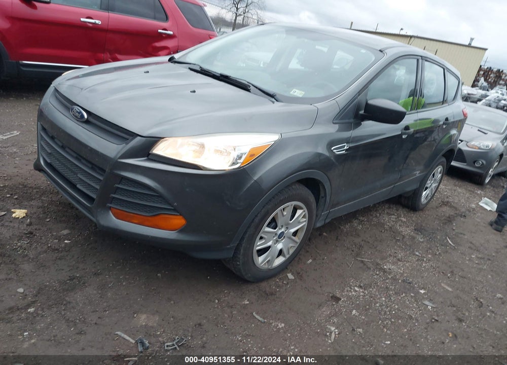 2015 FORD ESCAPE S VIN: 1FMCU0F70FUC58358