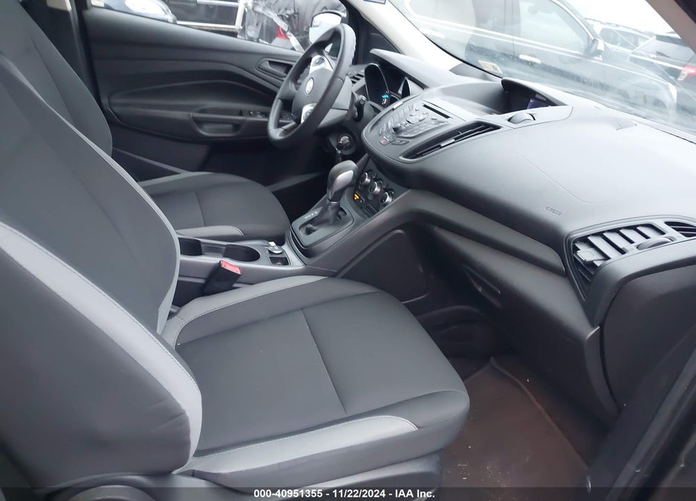 2015 FORD ESCAPE S VIN: 1FMCU0F70FUC58358