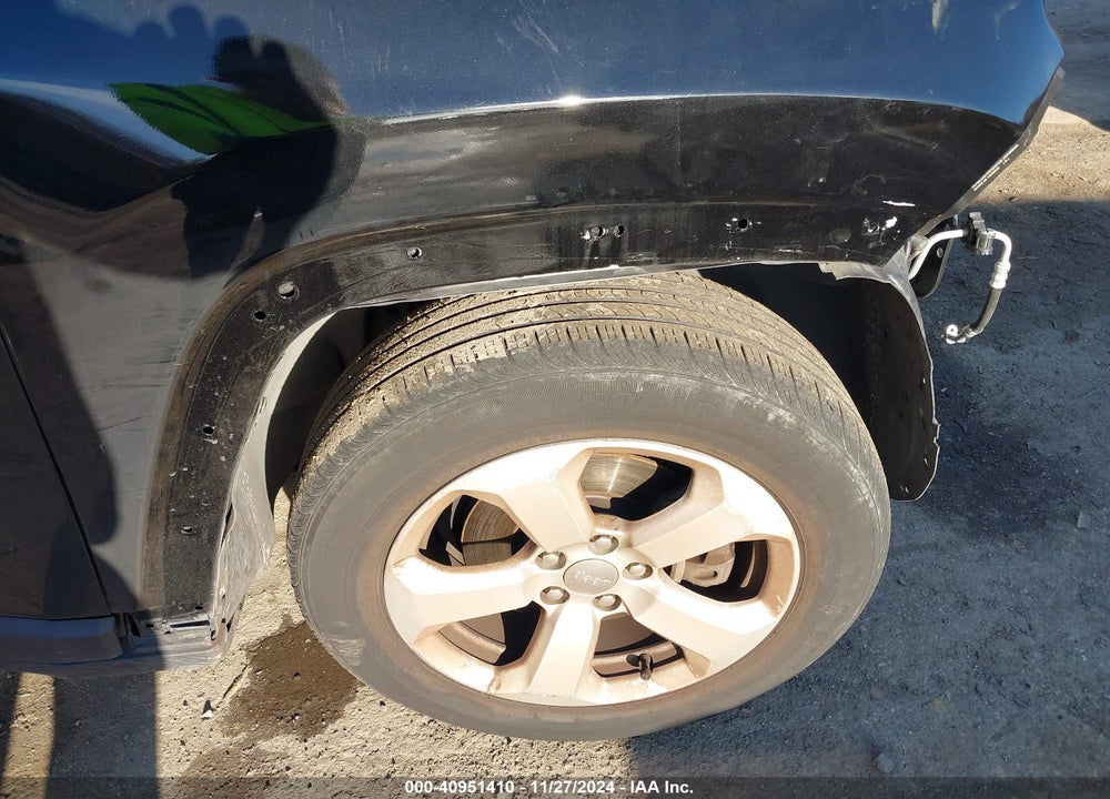 2018 JEEP COMPASS LATITUDE FWD VIN: 3C4NJCBB6JT267991