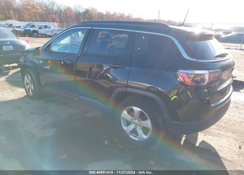 2018 JEEP COMPASS LATITUDE FWD VIN: 3C4NJCBB6JT267991
