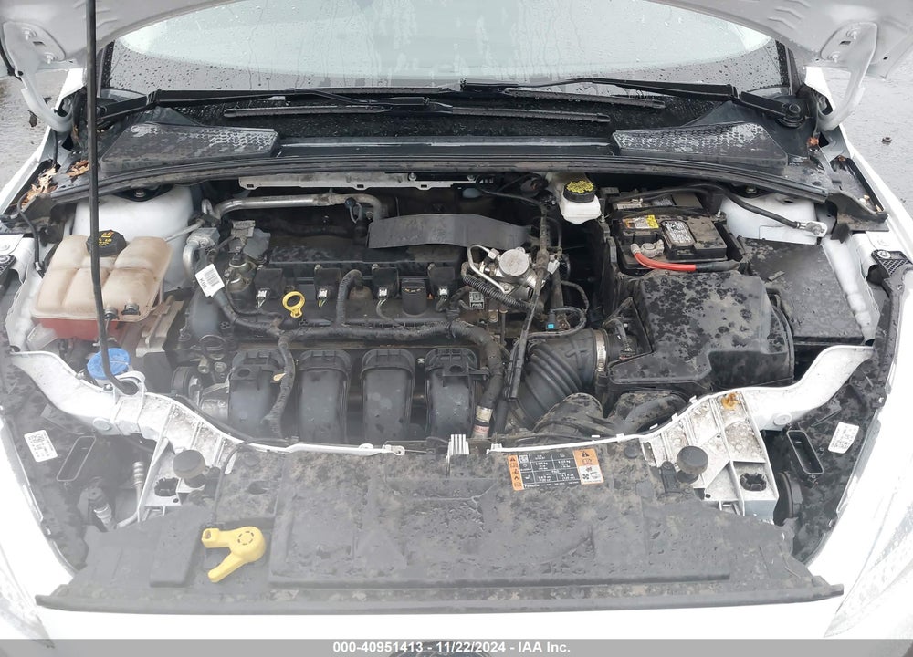 2018 FORD FOCUS SE VIN: 1FADP3K23JL323011