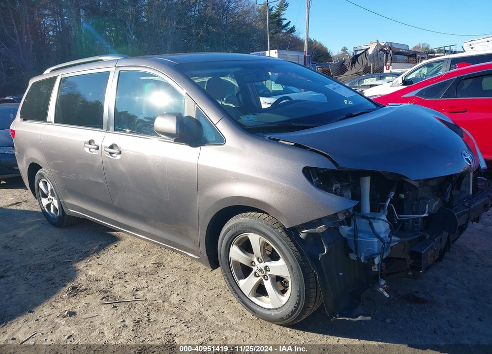 2015 TOYOTA SIENNA LE 8 PASSENGER VIN: 5TDKK3DC3FS539078