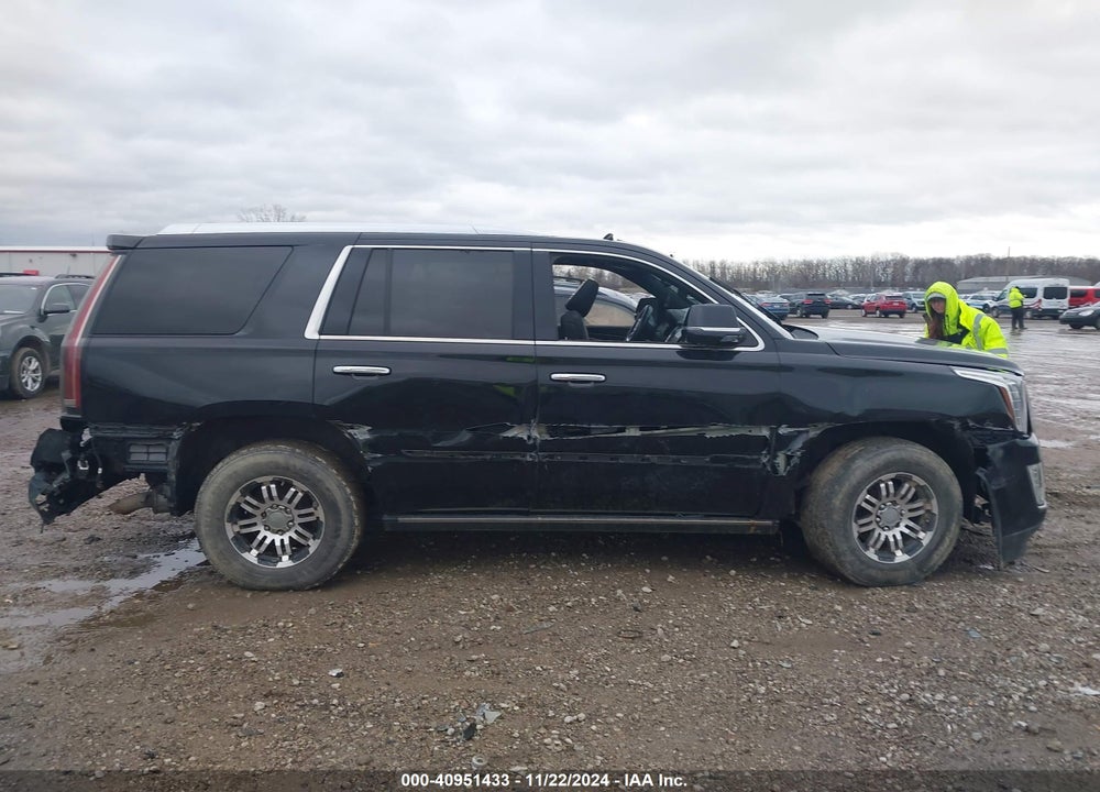 2016 CADILLAC ESCALADE PLATINUM VIN: 1GYS4DKJ9GR446495