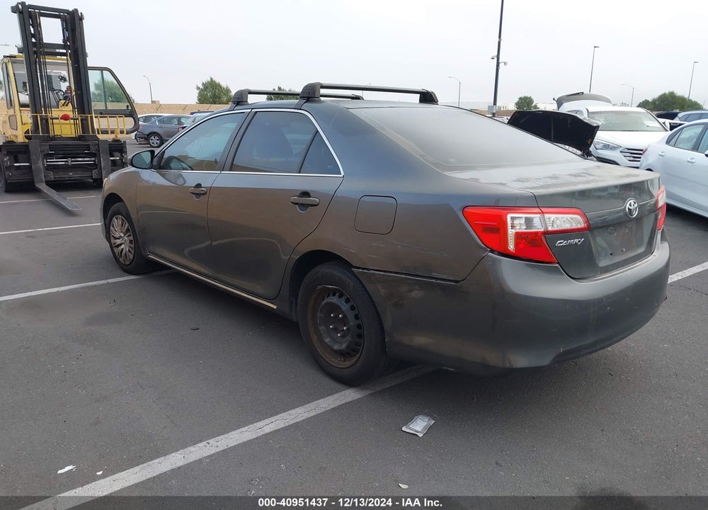 2012 TOYOTA CAMRY LE VIN: 4T1BF1FK2CU084613