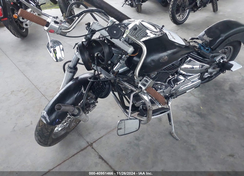2004 YAMAHA XVS1100 A VIN: JYAVP11E54A051488