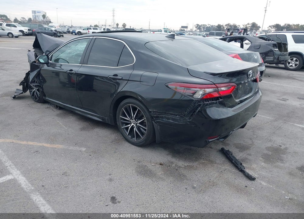 2021 TOYOTA CAMRY VIN: 4T1T11AK8MU408112