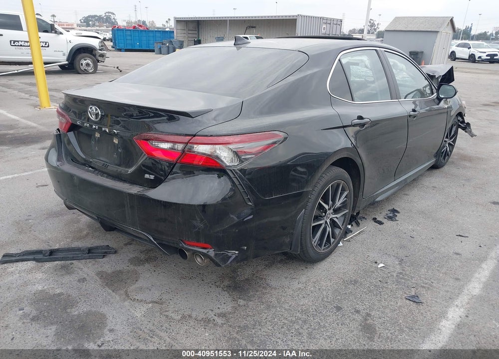 2021 TOYOTA CAMRY VIN: 4T1T11AK8MU408112