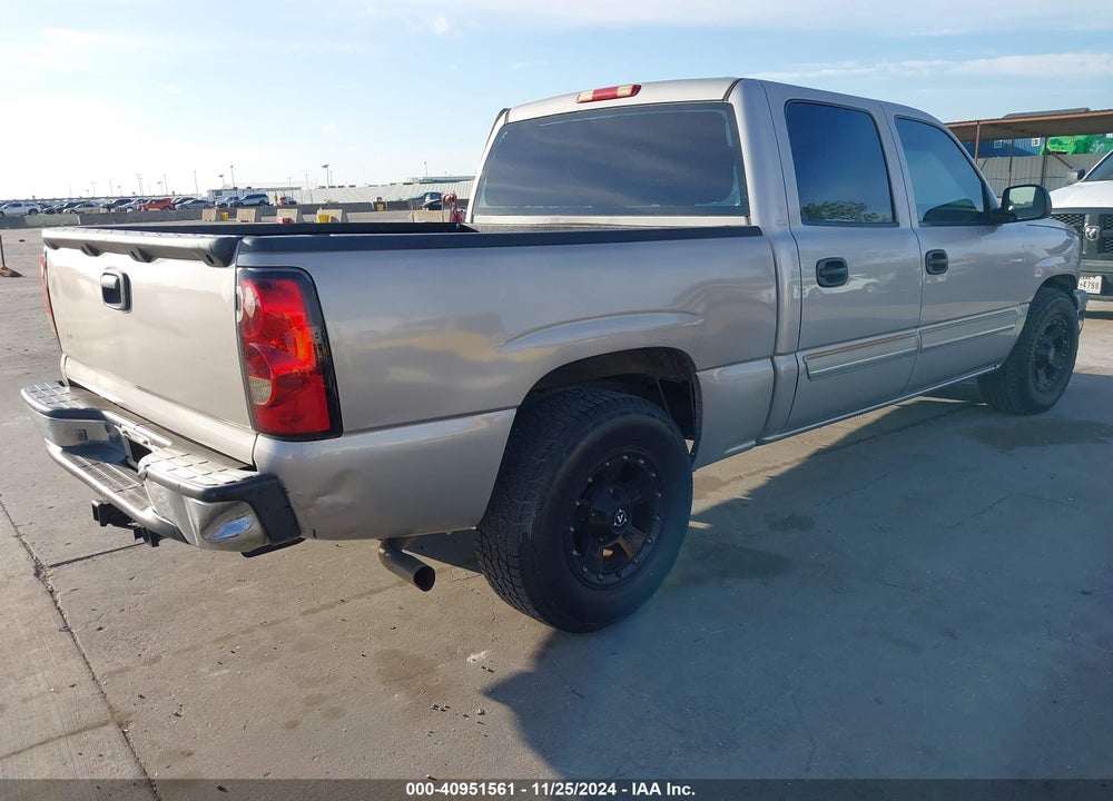 2007 CHEVROLET SILVERADO 1500 CLASSIC LS VIN: 2GCEC13V471124135