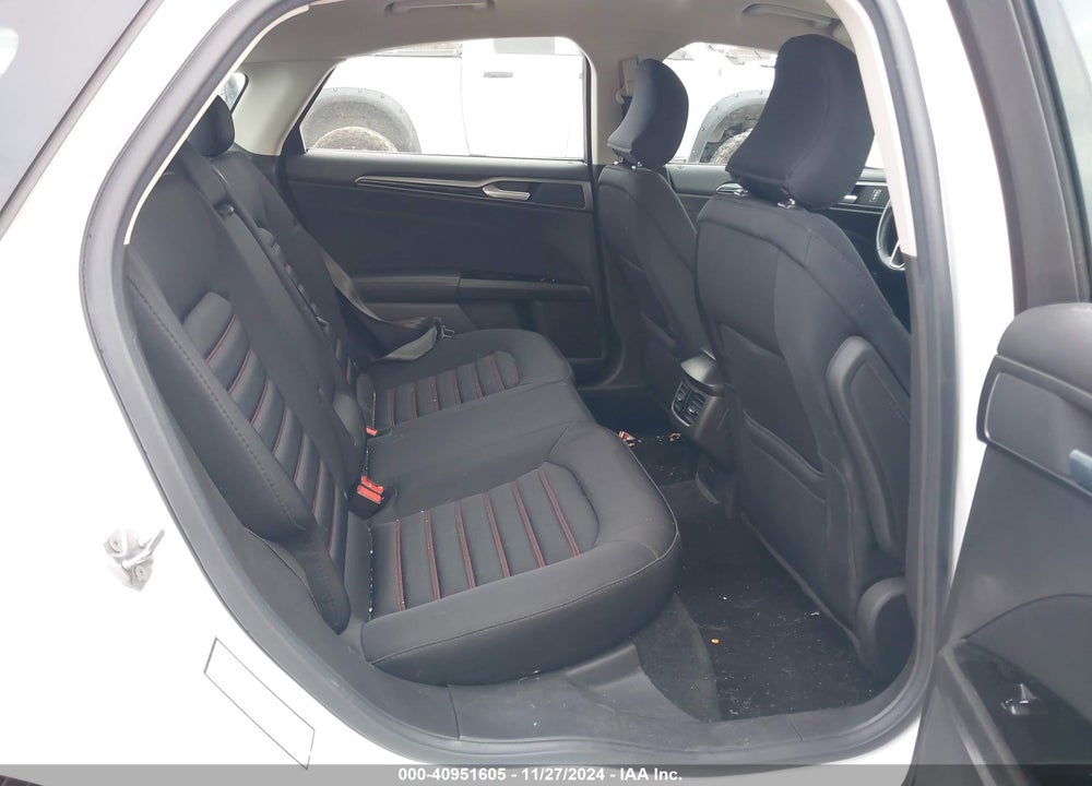 2016 FORD FUSION SE VIN: 3FA6P0HD5GR319360