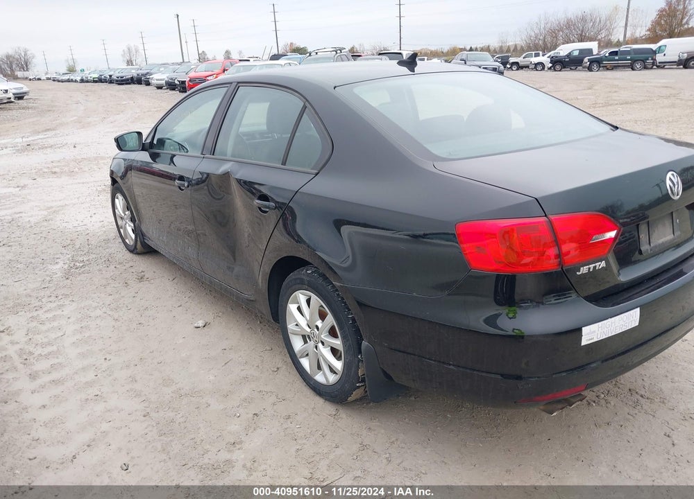 2011 VOLKSWAGEN JETTA 2.5L SE VIN: 3VWDZ7AJ5BM390209