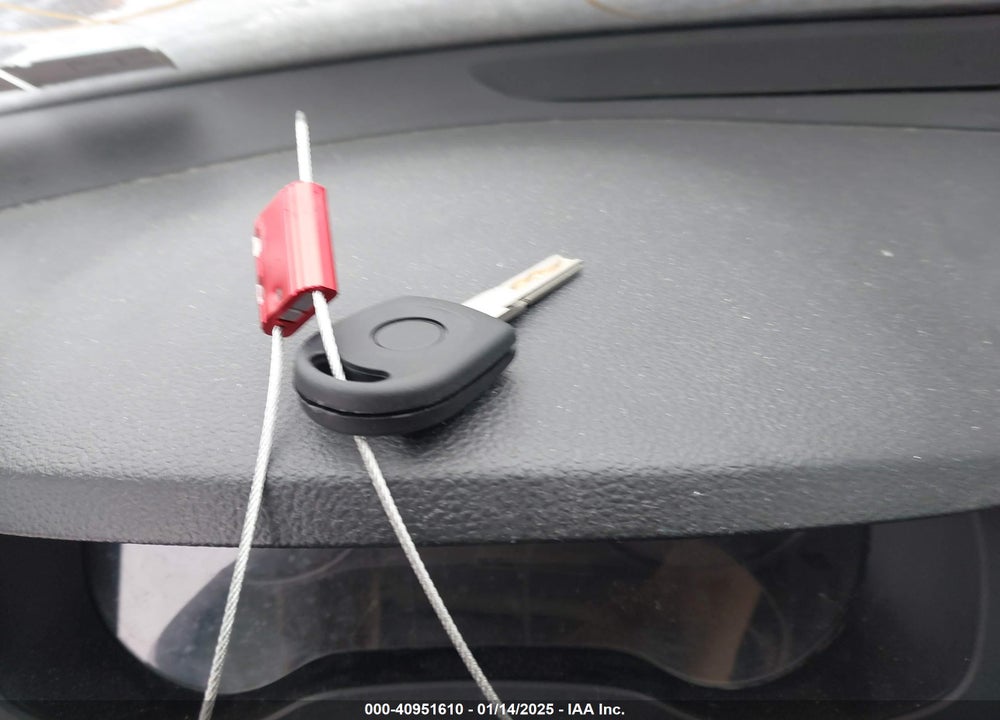 2011 VOLKSWAGEN JETTA 2.5L SE VIN: 3VWDZ7AJ5BM390209