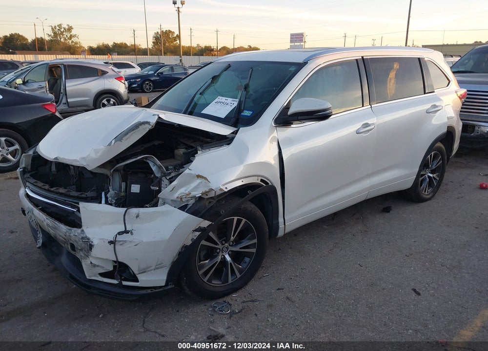 2016 TOYOTA HIGHLANDER XLE V6 VIN: 5TDKKRFH7GS171744
