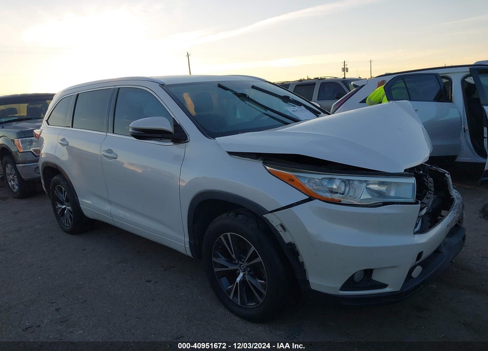 2016 TOYOTA HIGHLANDER XLE V6 VIN: 5TDKKRFH7GS171744