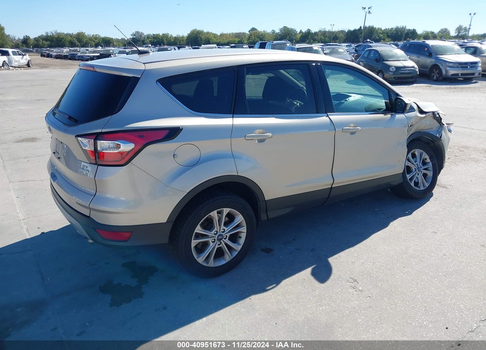 2017 FORD ESCAPE SE VIN: 1FMCU0GD3HUD91901