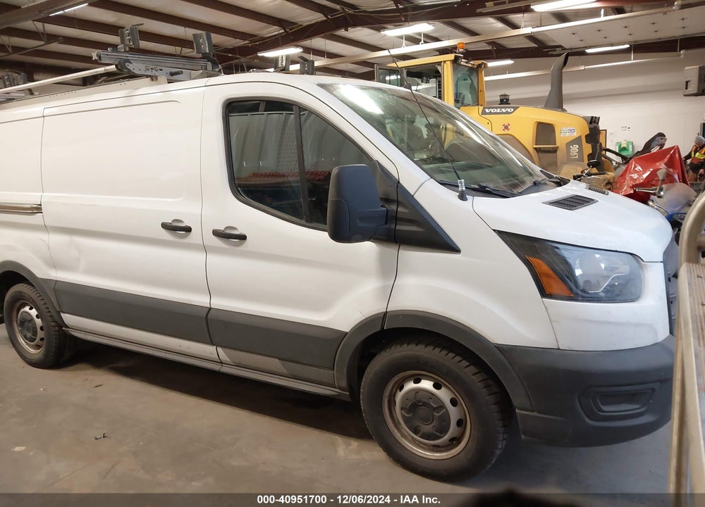 2020 FORD TRANSIT-150 CARGO VAN VIN: 1FTYE1Y80LKA76640