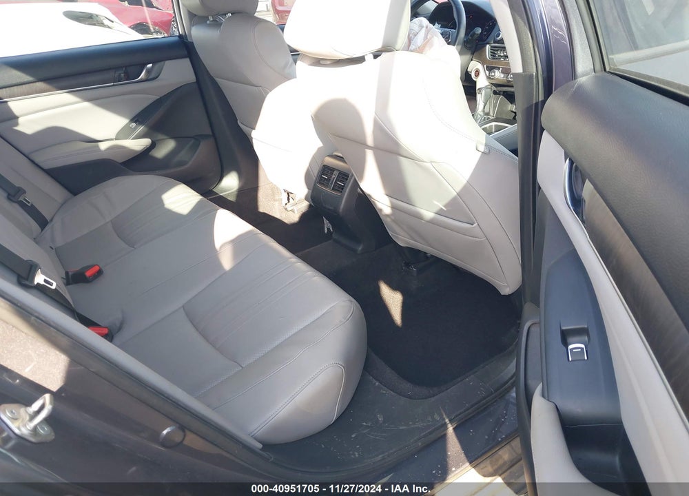 2018 HONDA ACCORD EX-L VIN: 1HGCV1F5XJA077835