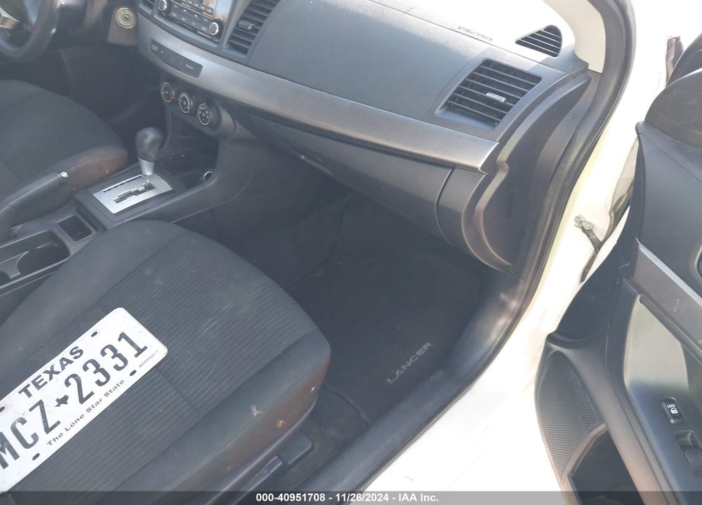 2015 MITSUBISHI LANCER ES VIN: JA32U2FUXFU013938