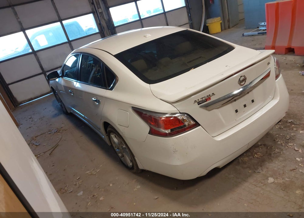2015 NISSAN ALTIMA 2.5 SL VIN: 1N4AL3AP0FC169666