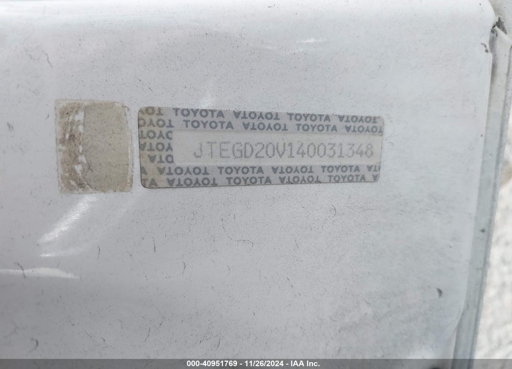 2004 TOYOTA RAV4 VIN: JTEGD20V140031348