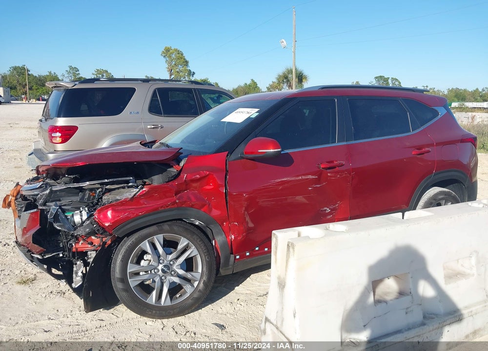 2023 KIA SELTOS VIN: KNDEU2AAXP7437745