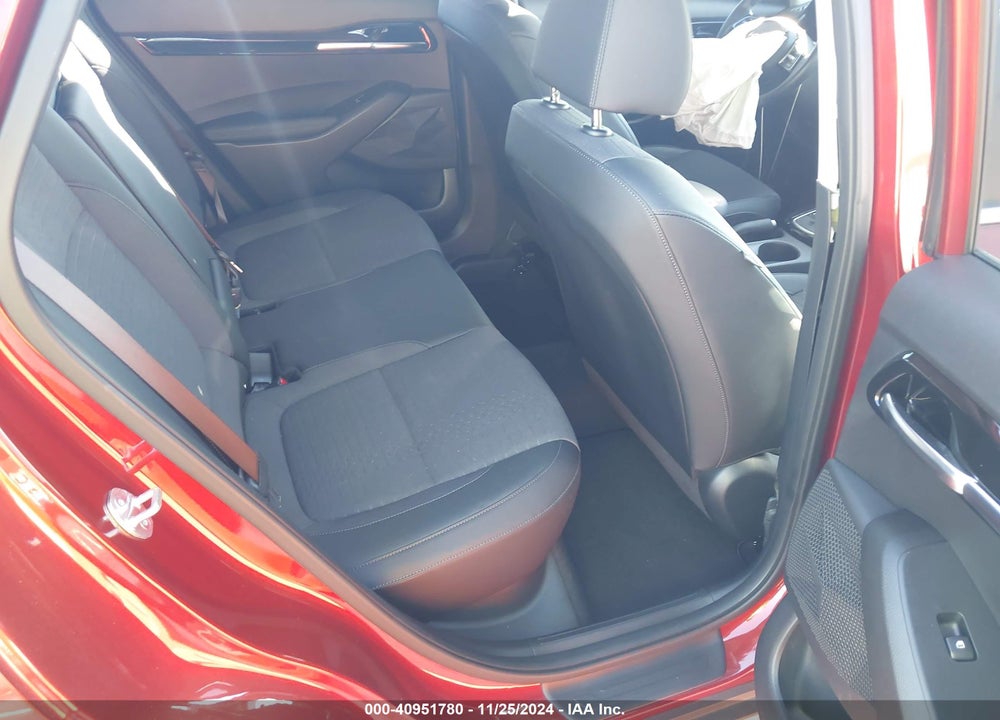 2023 KIA SELTOS VIN: KNDEU2AAXP7437745