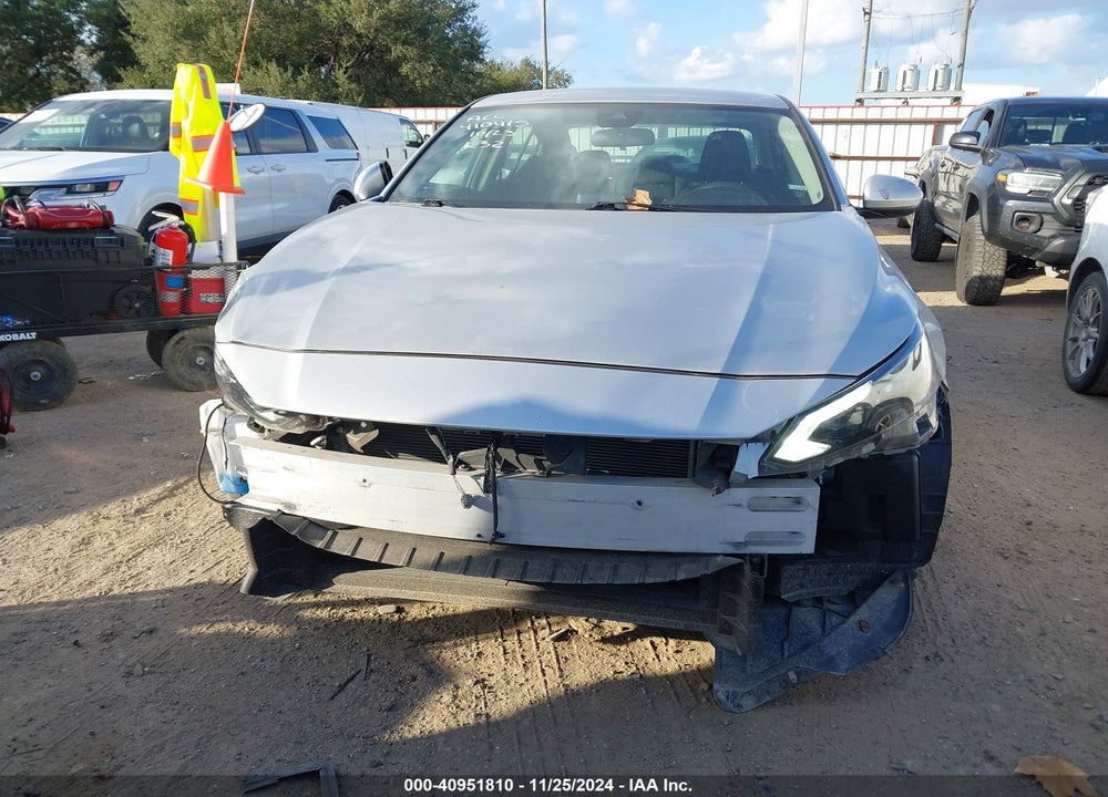 2023 NISSAN ALTIMA SV FWD VIN: 1N4BL4DV8PN373271