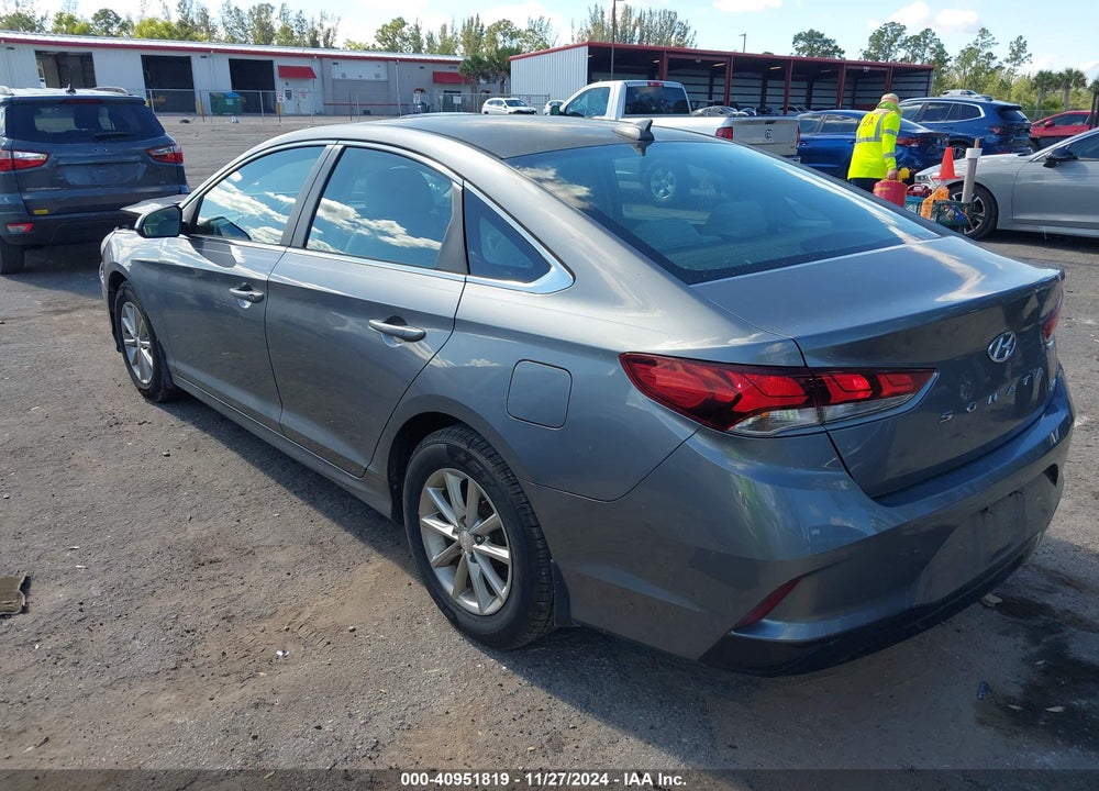 2018 HYUNDAI SONATA ECO VIN: 5NPE24AA0JH716447