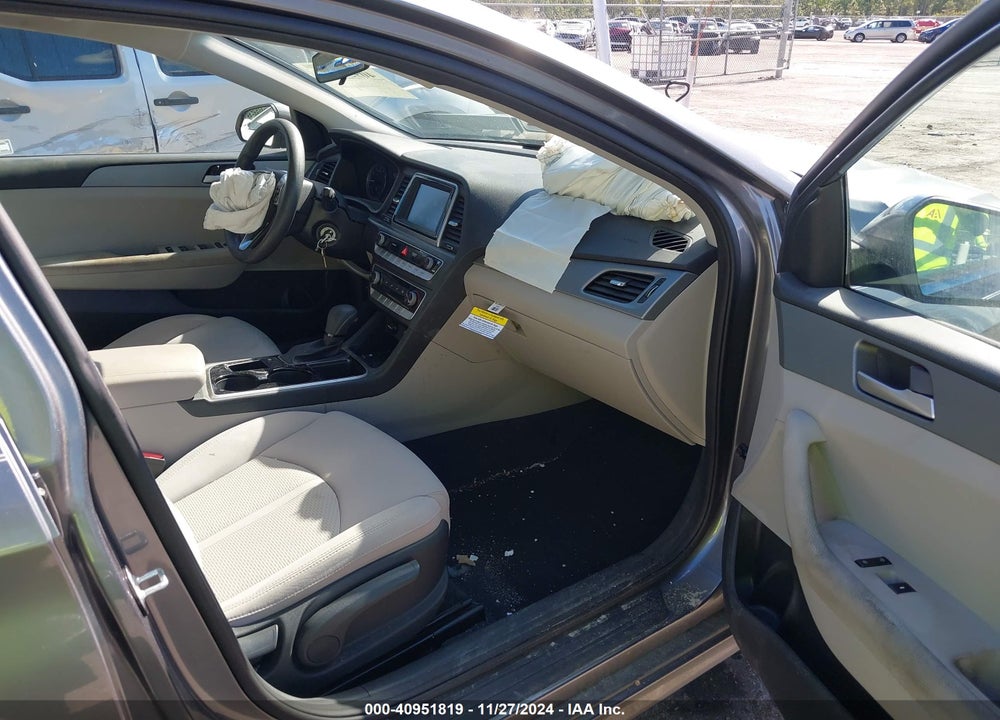 2018 HYUNDAI SONATA ECO VIN: 5NPE24AA0JH716447
