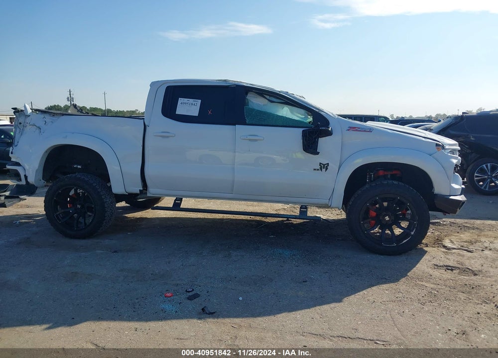 2023 CHEVROLET SILVERADO VIN: 2GCUDEED3P1144087