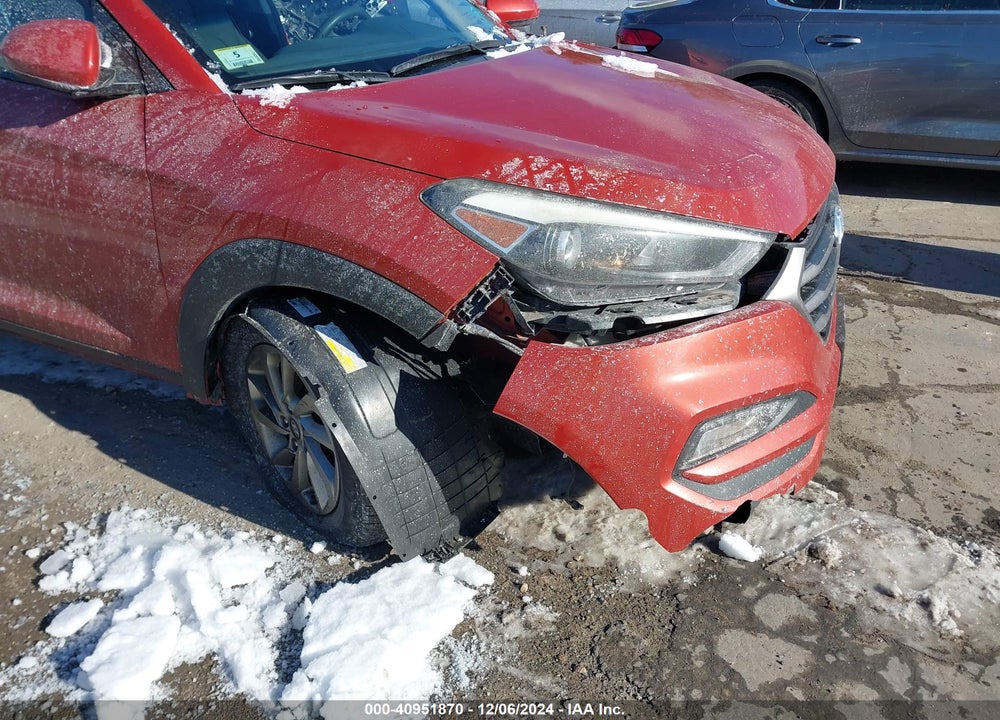 2016 HYUNDAI TUCSON SE VIN: KM8J3CA46GU160512