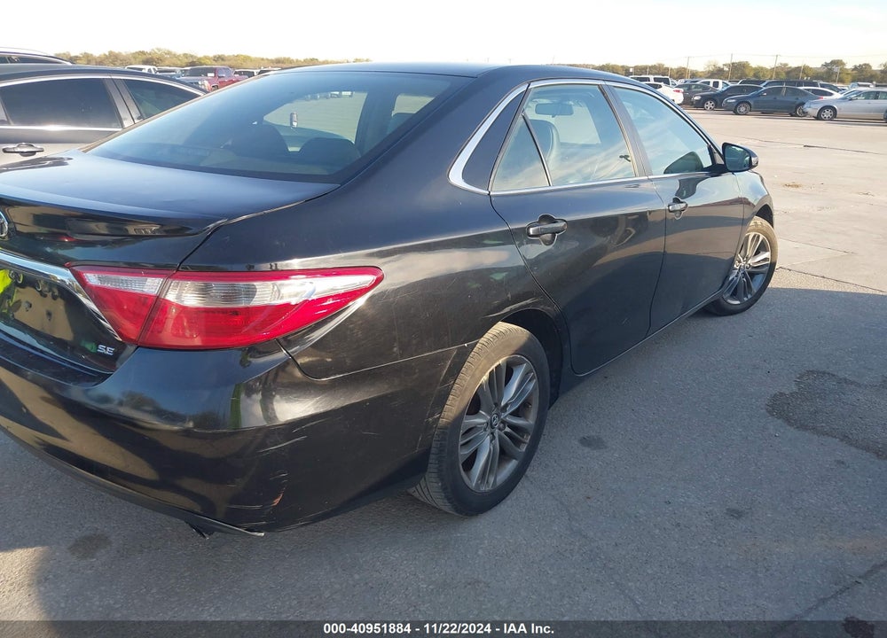 2017 TOYOTA CAMRY SE VIN: 4T1BF1FKXHU332579