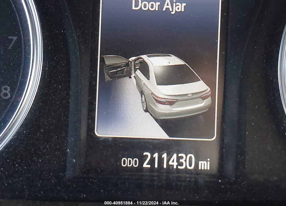 2017 TOYOTA CAMRY SE VIN: 4T1BF1FKXHU332579