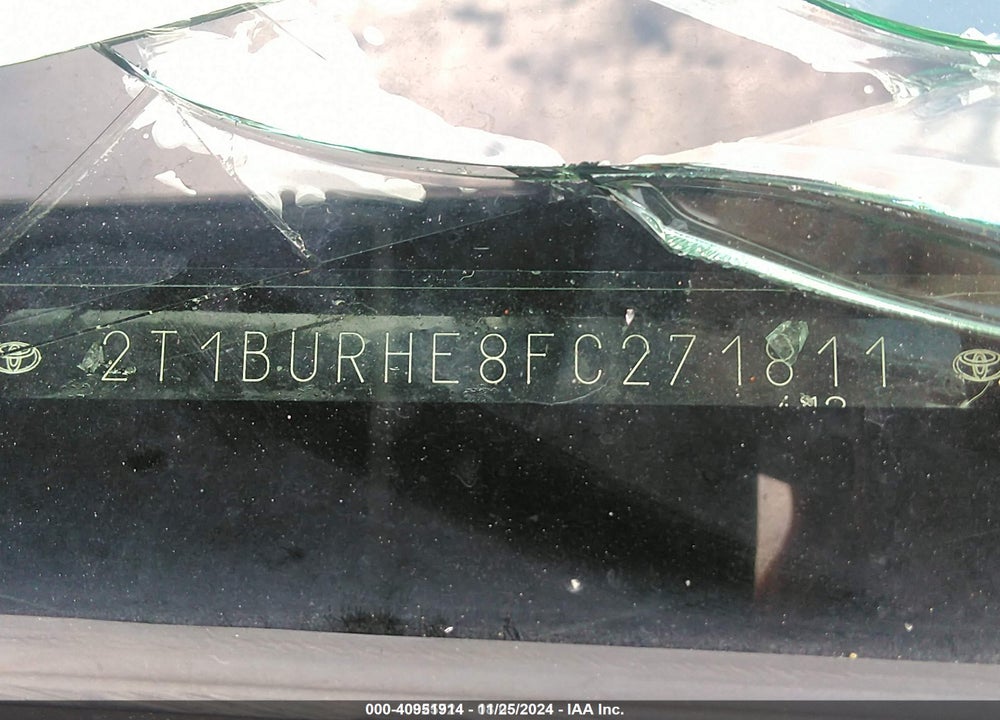 2015 TOYOTA COROLLA LE VIN: 2T1BURHE8FC271811