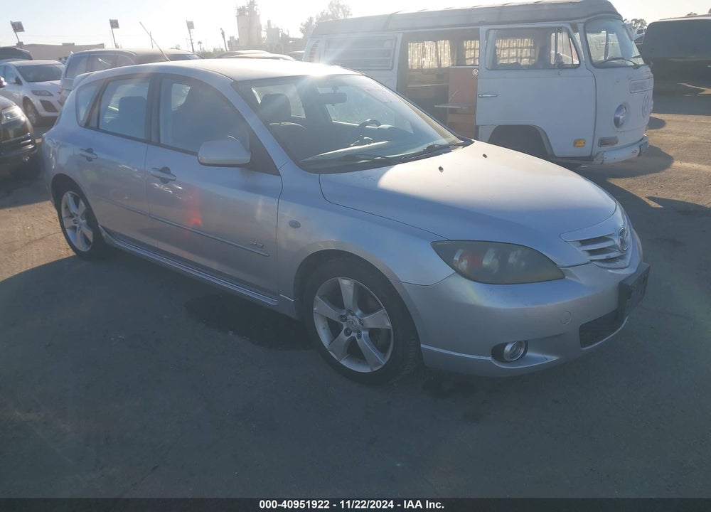 2006 MAZDA 3 S VIN: JM1BK144761504554