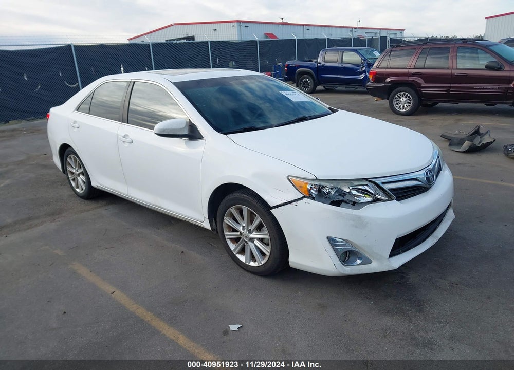 2013 TOYOTA CAMRY XLE VIN: 4T4BF1FK5DR288071