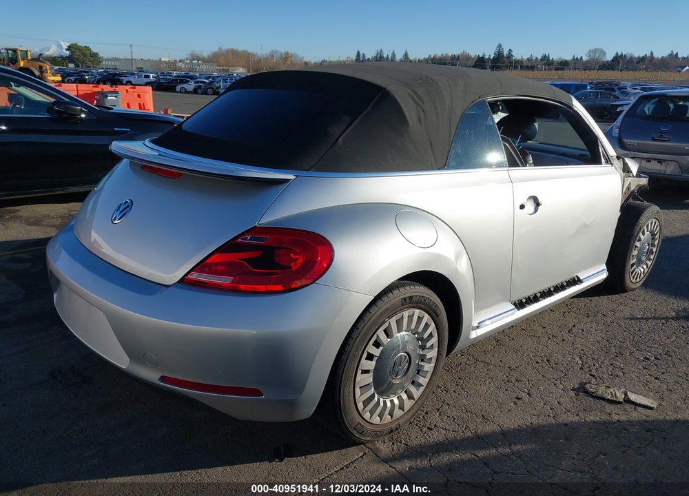 2014 VOLKSWAGEN BEETLE VIN: 3VW5P7ATXEM802950