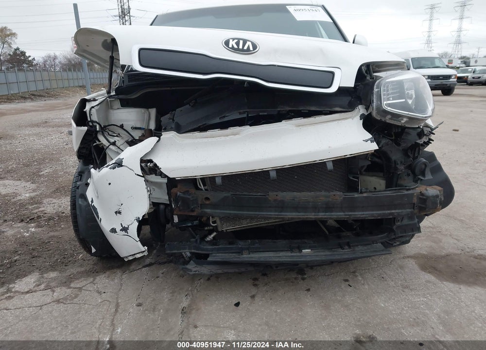 2016 KIA SOUL VIN: KNDJN2A26G7290456