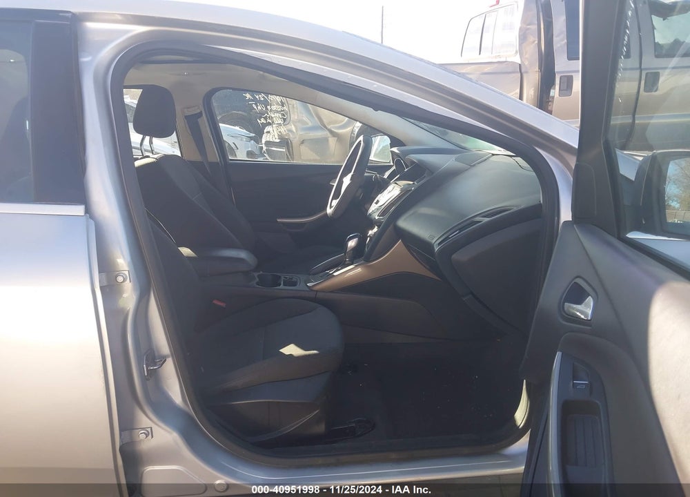2012 FORD FOCUS VIN: 1FAHP3M21CL111516