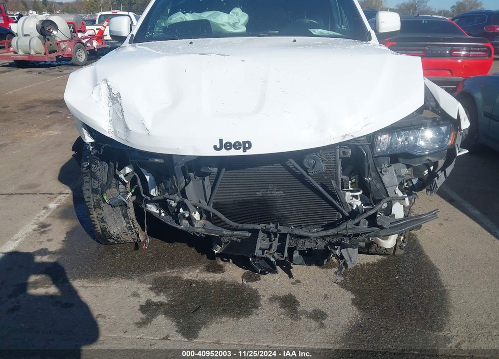 2018 JEEP GRAND CHEROKEE ALTITUDE 4X4 VIN: 1C4RJFAG6JC178966