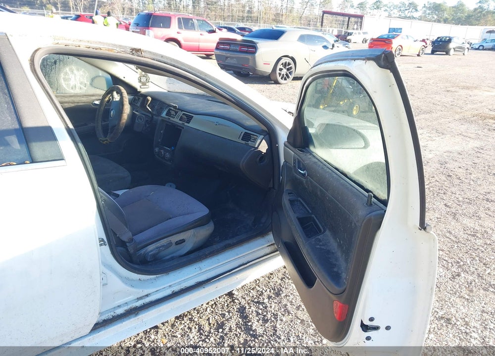 2014 CHEVROLET IMPALA LIMITED POLICE VIN: 2G1WD5E30E1133053