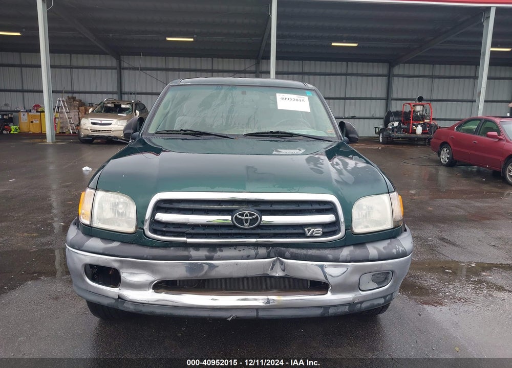 2001 TOYOTA TUNDRA SR5 V8 VIN: 5TBBT44111S139877