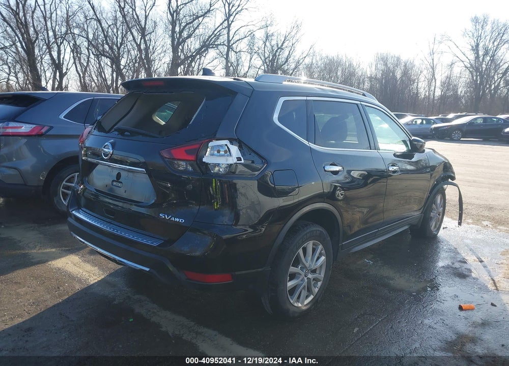 2017 NISSAN ROGUE SV VIN: 5N1AT2MVXHC877792