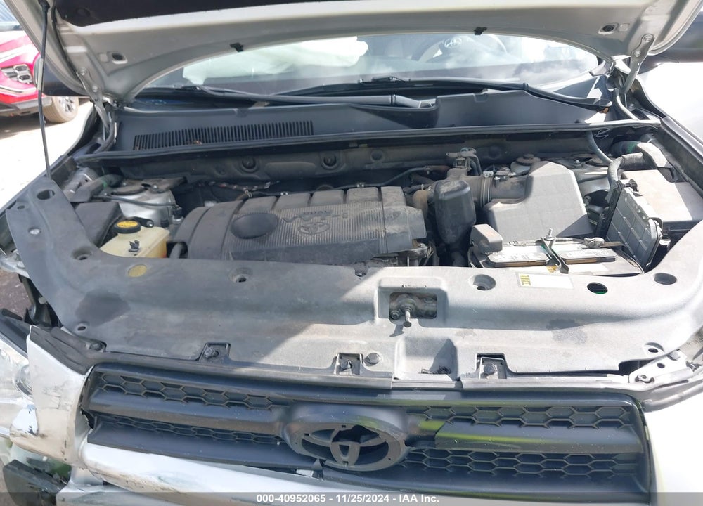 2011 TOYOTA RAV4 VIN: 2T3KF4DV6BW103393