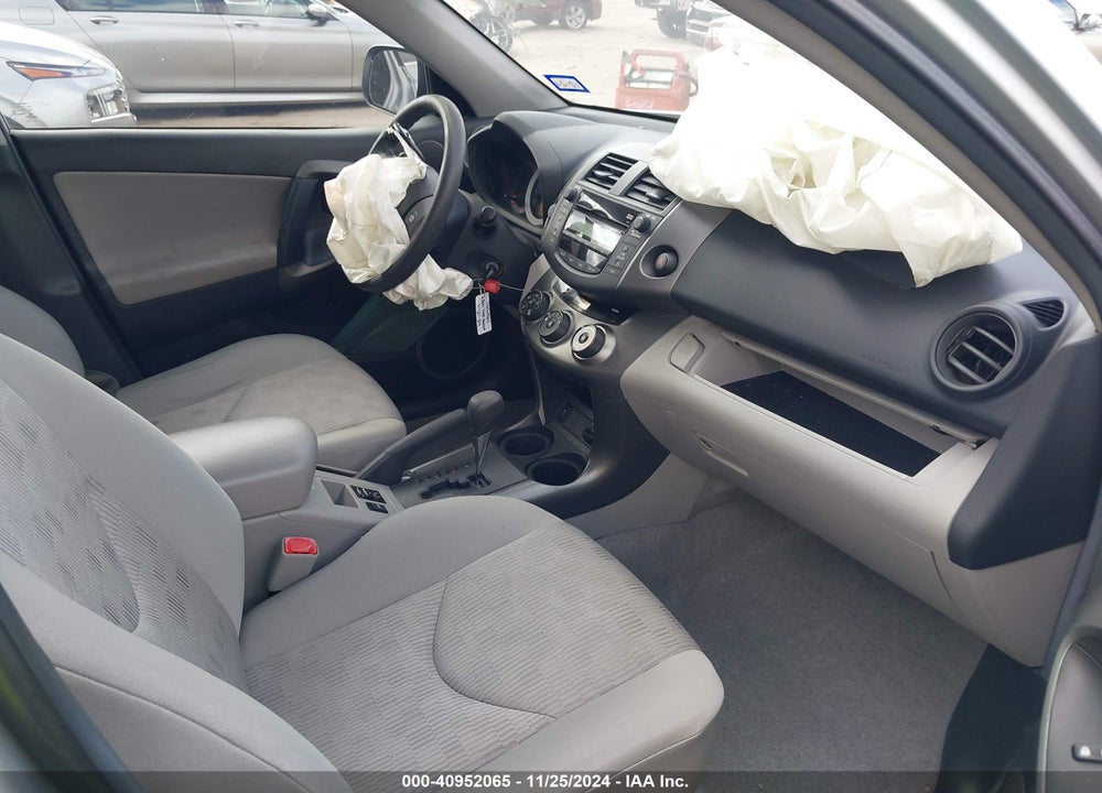 2011 TOYOTA RAV4 VIN: 2T3KF4DV6BW103393