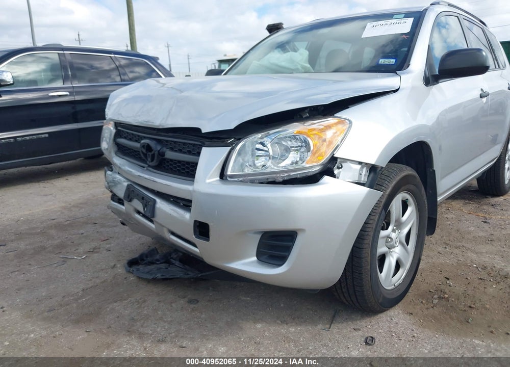 2011 TOYOTA RAV4 VIN: 2T3KF4DV6BW103393