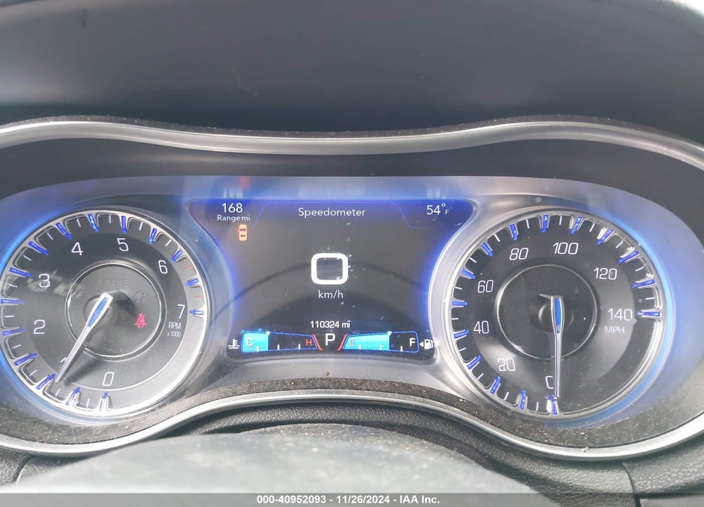 2018 CHRYSLER 300 TOURING VIN: 2C3CCAAG2JH275098